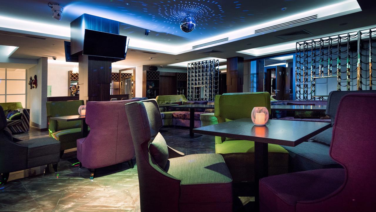 Monte Bianco Hotel & Spa Astana Eksteriør billede