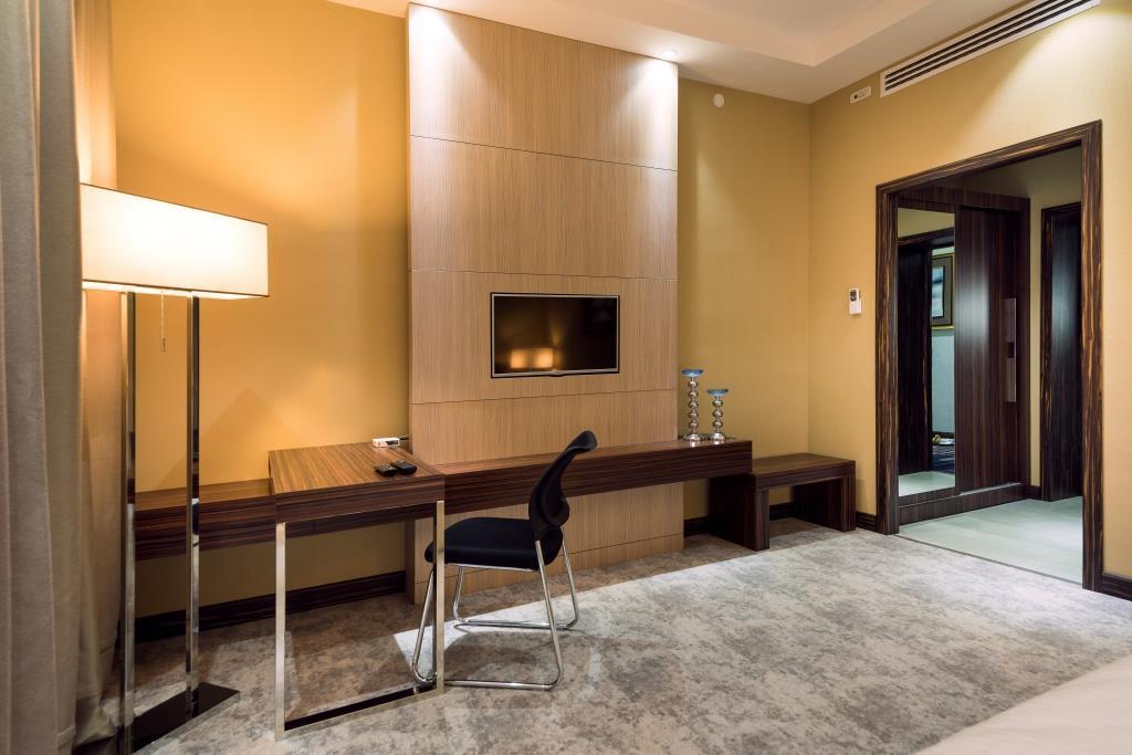 Monte Bianco Hotel & Spa Astana Eksteriør billede