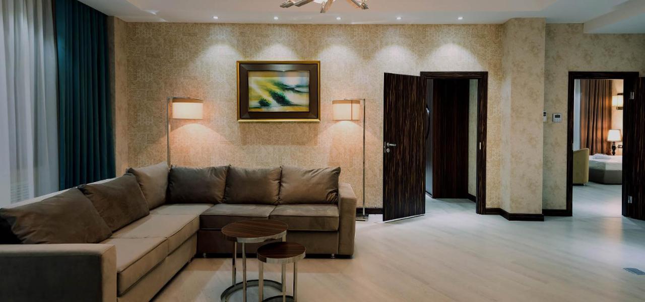 Monte Bianco Hotel & Spa Astana Eksteriør billede